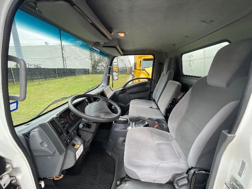 Light Duty Box Truck-Light and Medium Duty Trucks-Isuzu-2019-NPR EFI-Katy-TX-153,091\n\t\tmiles-$ 32,000 - Image 19