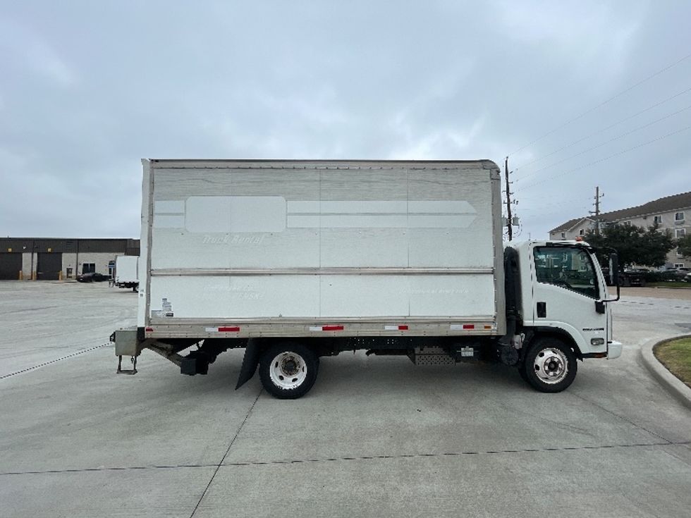 Light Duty Box Truck-Light and Medium Duty Trucks-Isuzu-2019-NPR EFI-Katy-TX-153,091\n\t\tmiles-$ 32,000 - Image 4