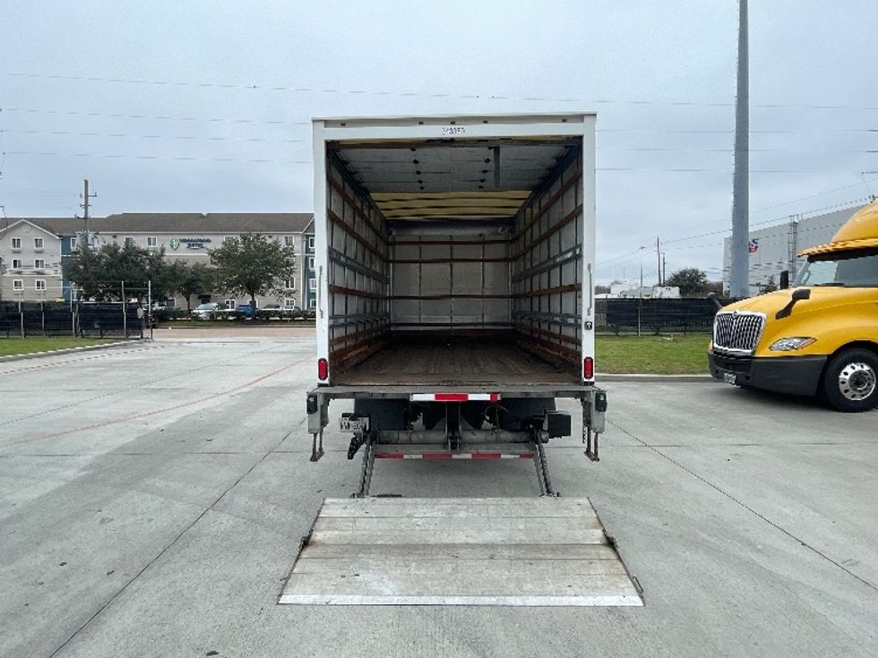 Light Duty Box Truck-Light and Medium Duty Trucks-Isuzu-2019-NPR EFI-Katy-TX-153,091\n\t\tmiles-$ 32,000 - Image 9