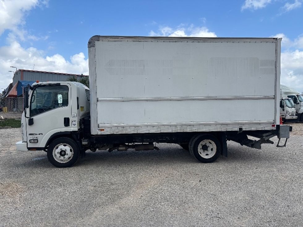 Light Duty Box Truck-Light and Medium Duty Trucks-Isuzu-2019-NPR EFI-Katy-TX-71,696\n\t\tmiles-$ 38,750 - Image 4