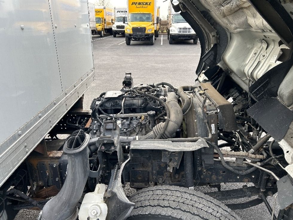 Light Duty Box Truck-Light and Medium Duty Trucks-Isuzu-2019-NPR EFI-Lexington-KY-100,770\n\t\tmiles-$ 32,750 - Image 23