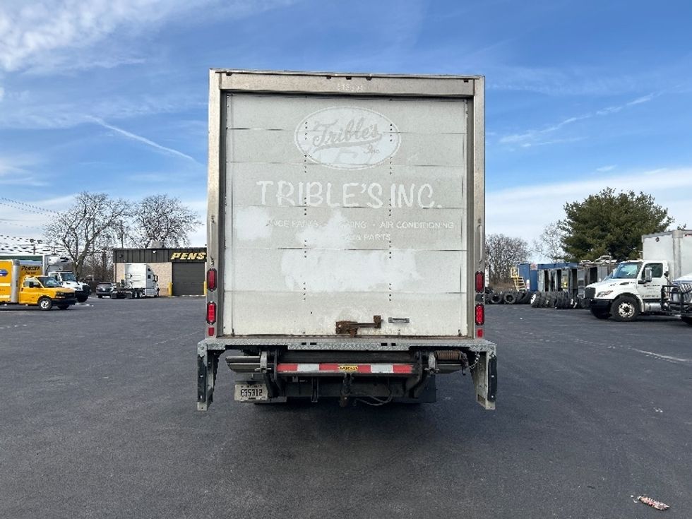 Light Duty Box Truck-Light and Medium Duty Trucks-Isuzu-2019-NPR EFI-Lexington-KY-100,770\n\t\tmiles-$ 32,750 - Image 7