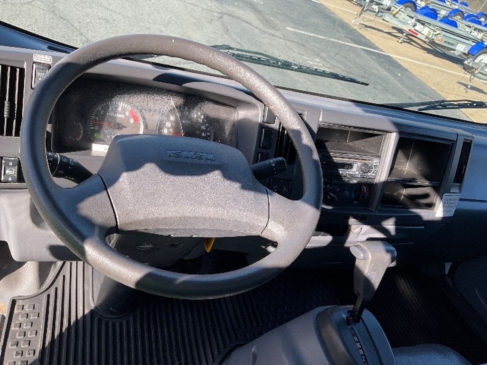 Light Duty Box Truck-Light and Medium Duty Trucks-Isuzu-2019-NPR EFI-Little Rock-AR-92,312\n\t\tmiles-$ 37,000 - Image 18