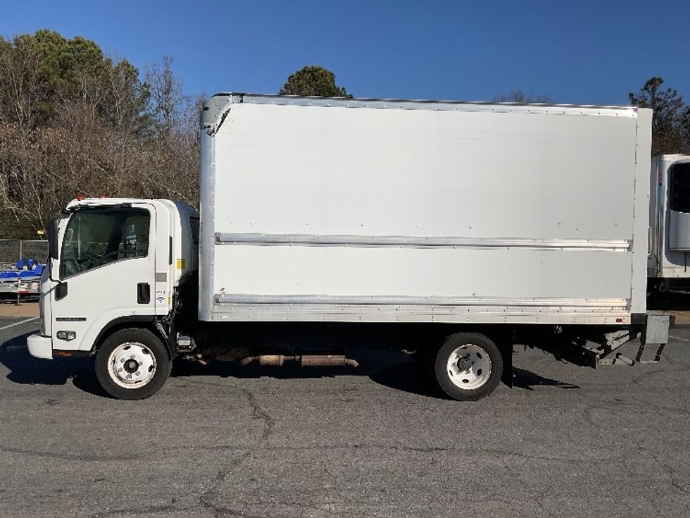 Light Duty Box Truck-Light and Medium Duty Trucks-Isuzu-2019-NPR EFI-Little Rock-AR-92,312\n\t\tmiles-$ 37,000 - Image 4