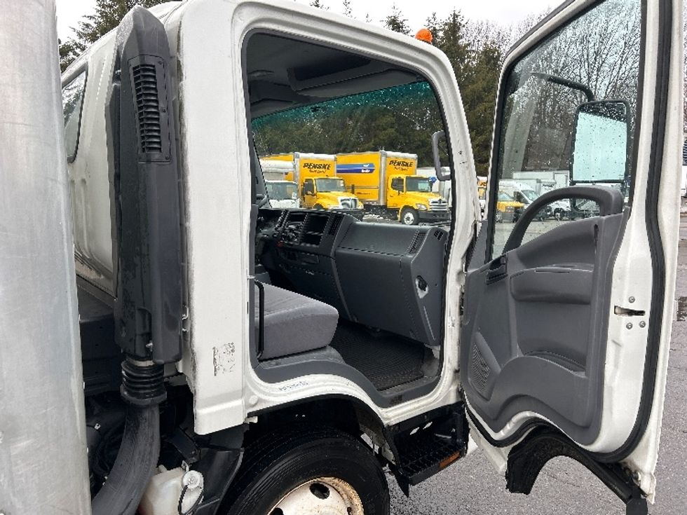 Light Duty Box Truck-Light and Medium Duty Trucks-Isuzu-2019-NPR EFI-Londonderry-NH-98,992\n\t\tmiles-$ 33,000 - Image 20