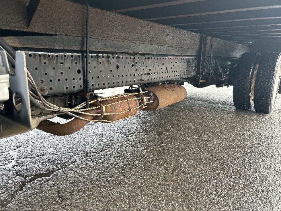 Light Duty Box Truck-Light and Medium Duty Trucks-Isuzu-2019-NPR EFI-Londonderry-NH-98,992\n\t\tmiles-$ 33,000 - Image 5