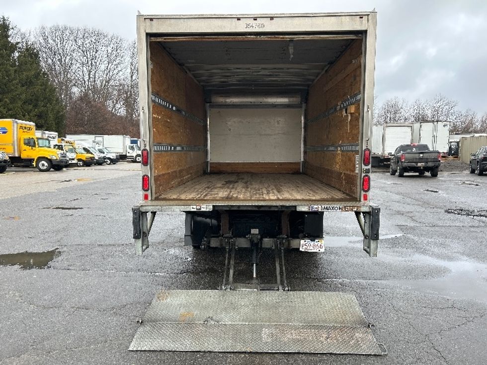Light Duty Box Truck-Light and Medium Duty Trucks-Isuzu-2019-NPR EFI-Londonderry-NH-98,992\n\t\tmiles-$ 33,000 - Image 9
