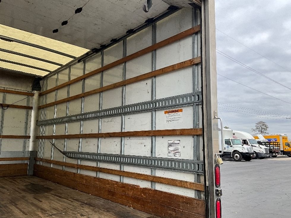 Light Duty Box Truck-Light and Medium Duty Trucks-Isuzu-2019-NPR EFI-Manassas-VA-102,388\n\t\tmiles-$ 35,750 - Image 12