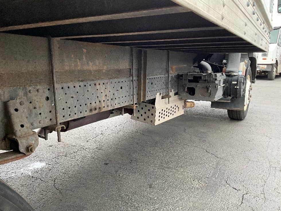 Light Duty Box Truck-Light and Medium Duty Trucks-Isuzu-2019-NPR EFI-Manassas-VA-102,388\n\t\tmiles-$ 35,750 - Image 14