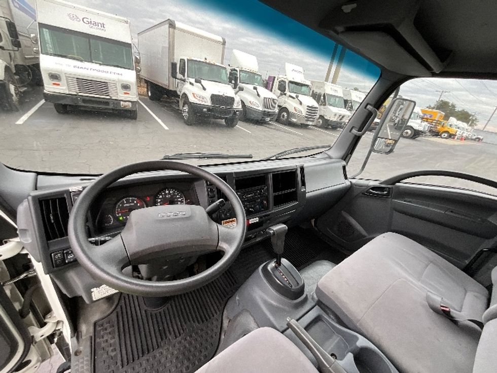 Light Duty Box Truck-Light and Medium Duty Trucks-Isuzu-2019-NPR EFI-Manassas-VA-102,388\n\t\tmiles-$ 35,750 - Image 18