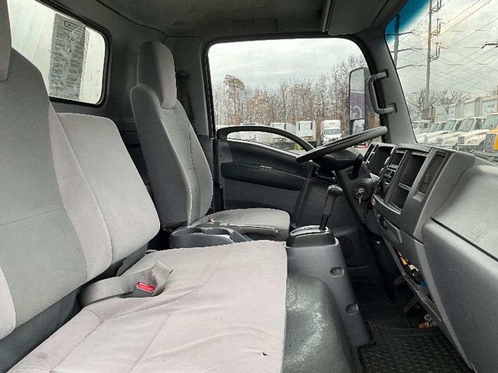 Light Duty Box Truck-Light and Medium Duty Trucks-Isuzu-2019-NPR EFI-Manassas-VA-102,388\n\t\tmiles-$ 35,750 - Image 22
