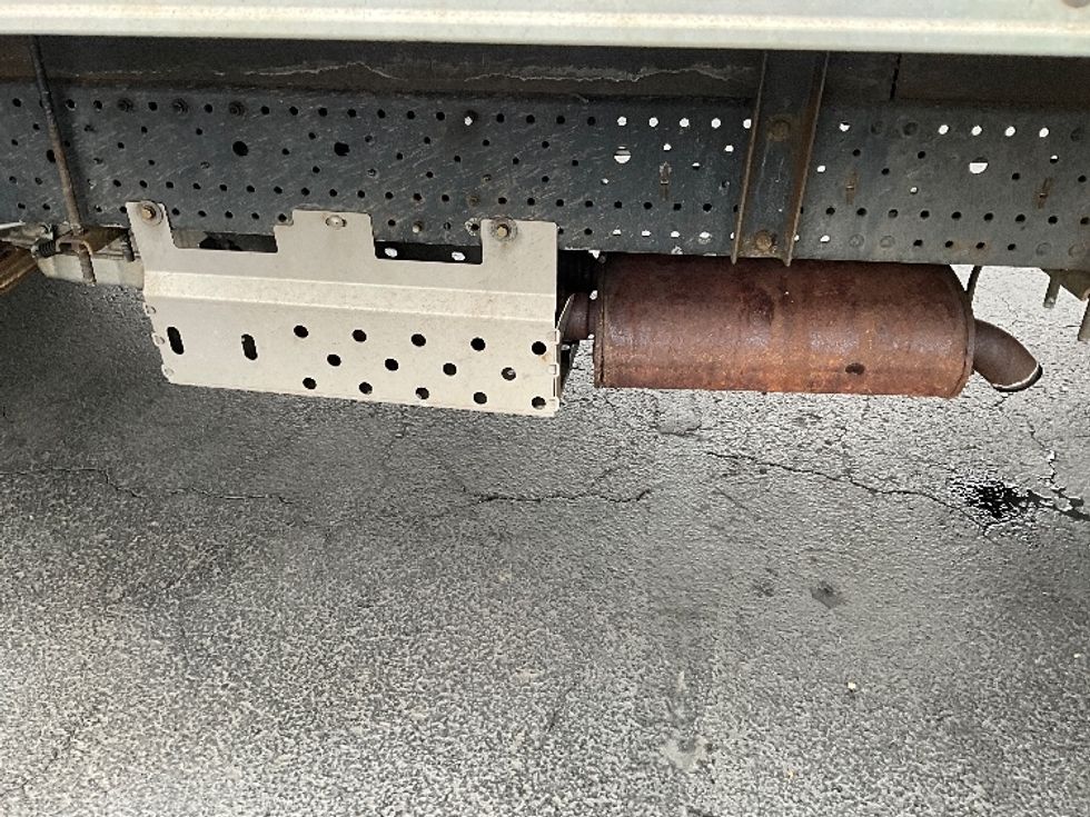 Light Duty Box Truck-Light and Medium Duty Trucks-Isuzu-2019-NPR EFI-Manassas-VA-102,388\n\t\tmiles-$ 35,750 - Image 25