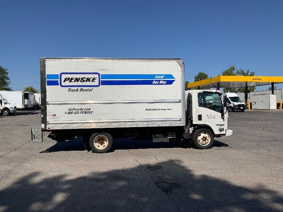 Light Duty Box Truck-Light and Medium Duty Trucks-Isuzu-2019-NPR EFI-Medford-MA-97,746\n\t\tmiles-$ 34,250 - Image 15