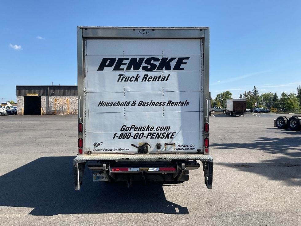 Light Duty Box Truck-Light and Medium Duty Trucks-Isuzu-2019-NPR EFI-Medford-MA-97,746\n\t\tmiles-$ 34,250 - Image 7