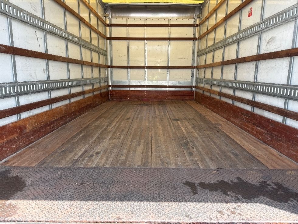 Light Duty Box Truck-Light and Medium Duty Trucks-Isuzu-2019-NPR EFI-Medley-FL-102,145\n\t\tmiles-$ 35,750 - Image 10