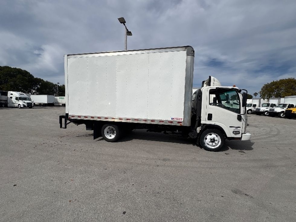 Light Duty Box Truck-Light and Medium Duty Trucks-Isuzu-2019-NPR EFI-Medley-FL-160,448\n\t\tmiles-$ 27,500 - Image 15