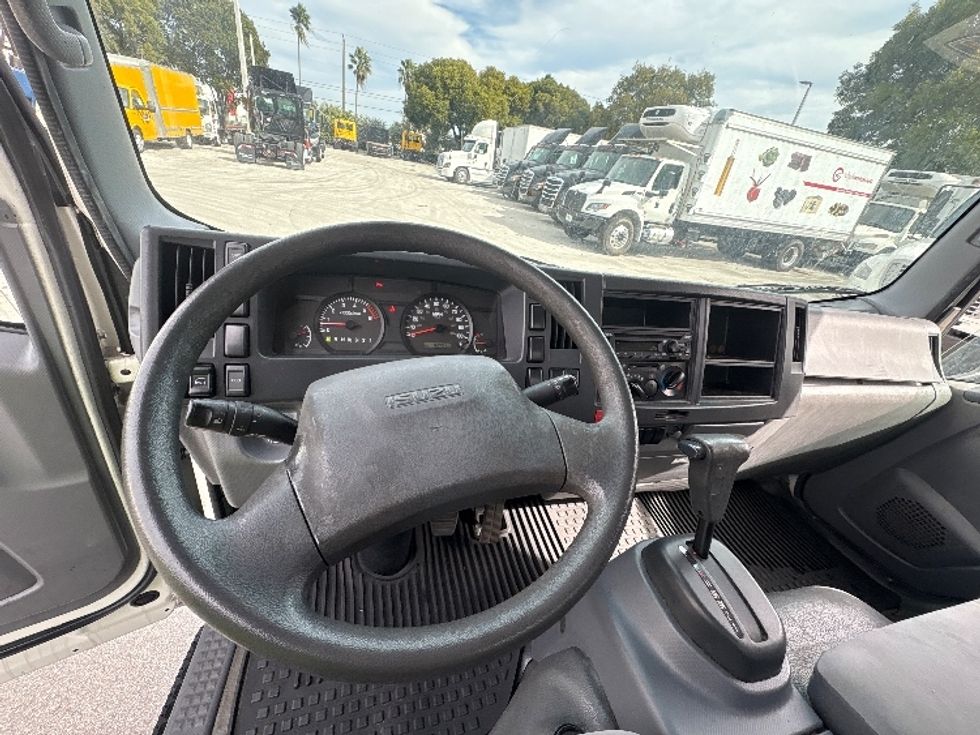Light Duty Box Truck-Light and Medium Duty Trucks-Isuzu-2019-NPR EFI-Medley-FL-160,448\n\t\tmiles-$ 27,500 - Image 18