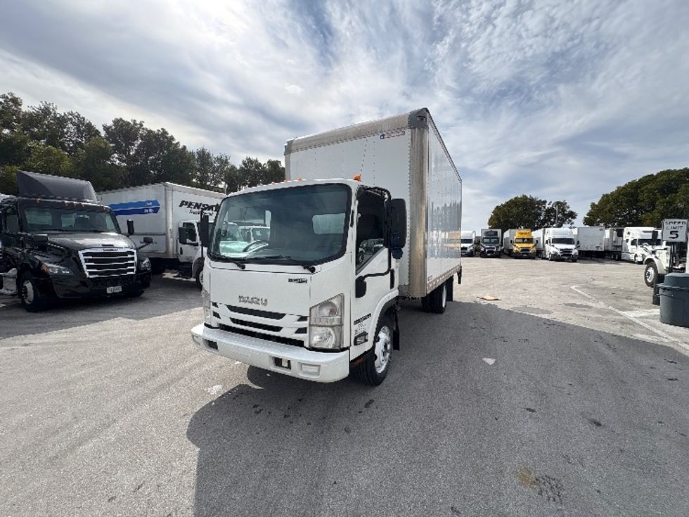Light Duty Box Truck-Light and Medium Duty Trucks-Isuzu-2019-NPR EFI-Medley-FL-160,448\n\t\tmiles-$ 27,500 - Image 3