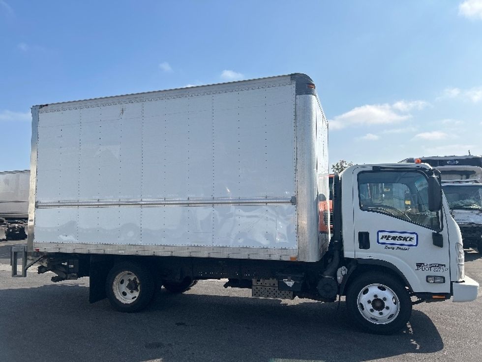 Light Duty Box Truck-Light and Medium Duty Trucks-Isuzu-2019-NPR EFI-Montebello-CA-140,353\n\t\tmiles-$ 35,250 - Image 15
