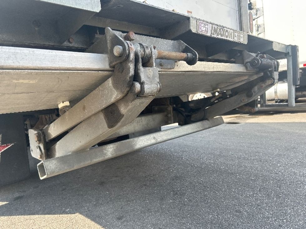 Light Duty Box Truck-Light and Medium Duty Trucks-Isuzu-2019-NPR EFI-Montebello-CA-140,353\n\t\tmiles-$ 35,250 - Image 25