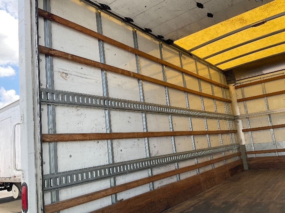 Light Duty Box Truck-Light and Medium Duty Trucks-Isuzu-2019-NPR EFI-Ocala-FL-81,758\n\t\tmiles-$ 39,250 - Image 11