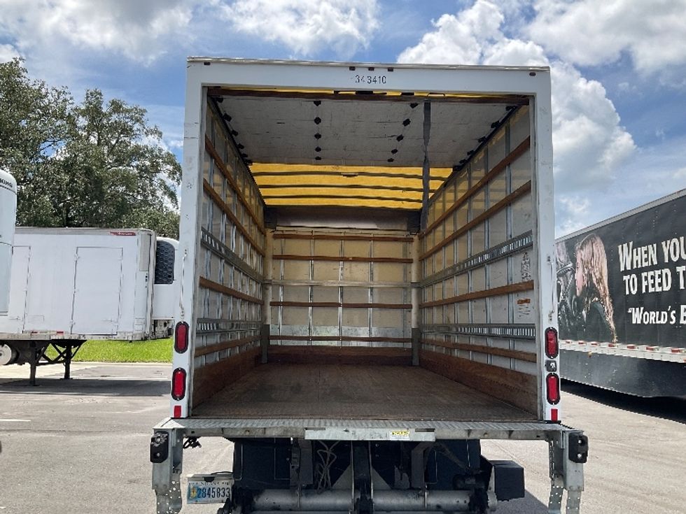 Light Duty Box Truck-Light and Medium Duty Trucks-Isuzu-2019-NPR EFI-Ocala-FL-81,758\n\t\tmiles-$ 39,250 - Image 8