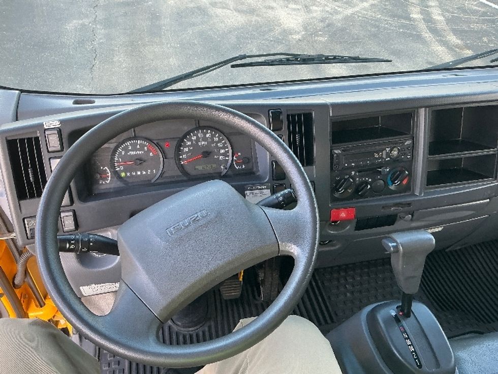 Light Duty Box Truck-Light and Medium Duty Trucks-Isuzu-2019-NPR EFI-Orlando-FL-103,428\n\t\tmiles-$ 35,000 - Image 18