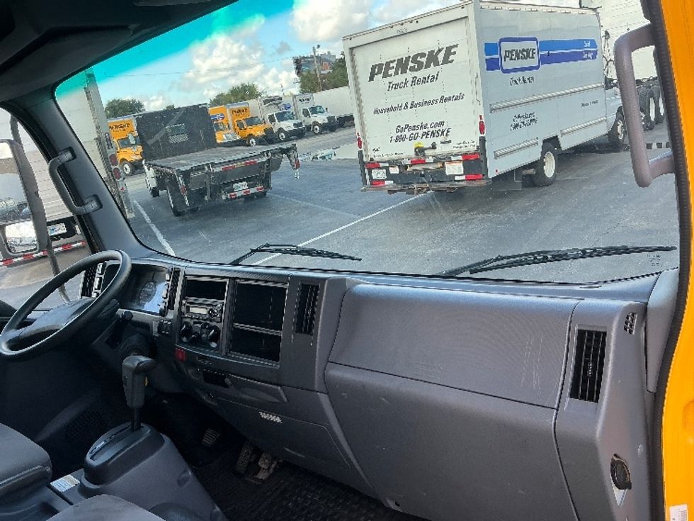 Light Duty Box Truck-Light and Medium Duty Trucks-Isuzu-2019-NPR EFI-Orlando-FL-103,428\n\t\tmiles-$ 35,000 - Image 21