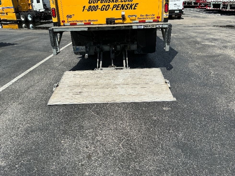 Light Duty Box Truck-Light and Medium Duty Trucks-Isuzu-2019-NPR EFI-Orlando-FL-103,428\n\t\tmiles-$ 35,000 - Image 9