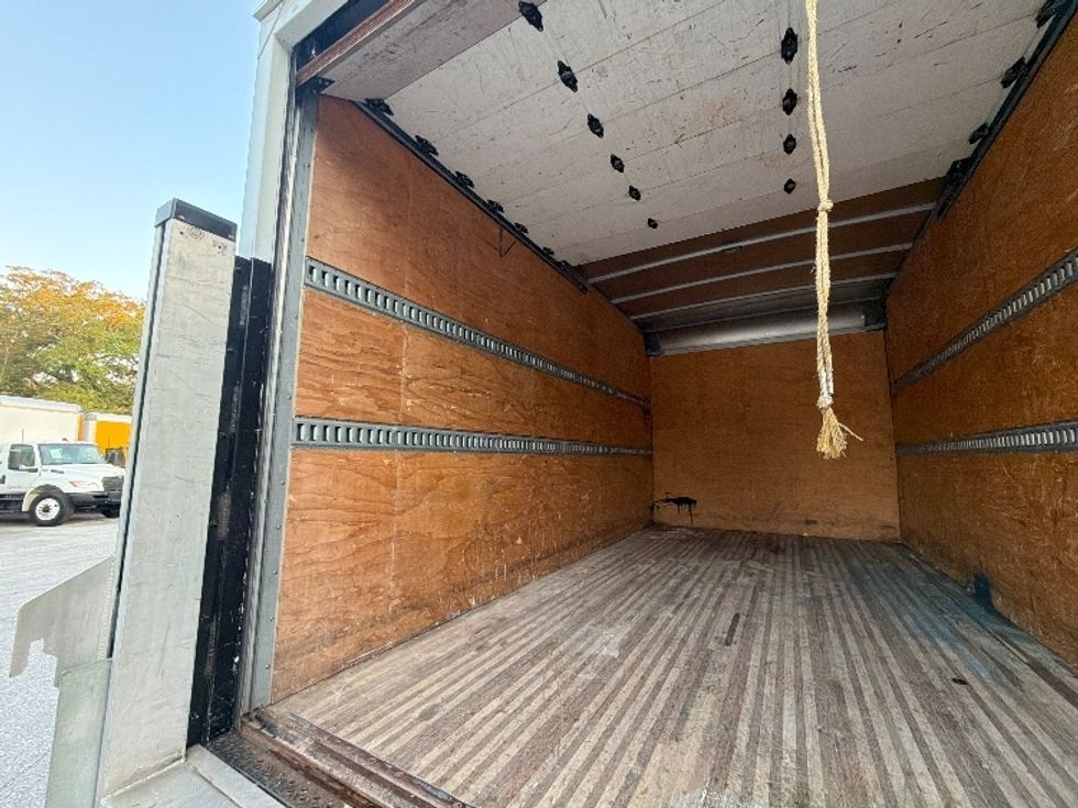 Light Duty Box Truck-Light and Medium Duty Trucks-Isuzu-2019-NPR EFI-Pensacola-FL-58,041\n\t\tmiles-$ 40,000 - Image 11