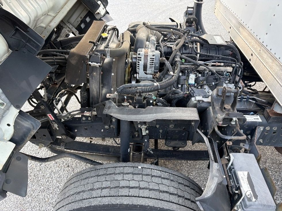 Light Duty Box Truck-Light and Medium Duty Trucks-Isuzu-2019-NPR EFI-Pensacola-FL-58,041\n\t\tmiles-$ 40,000 - Image 24