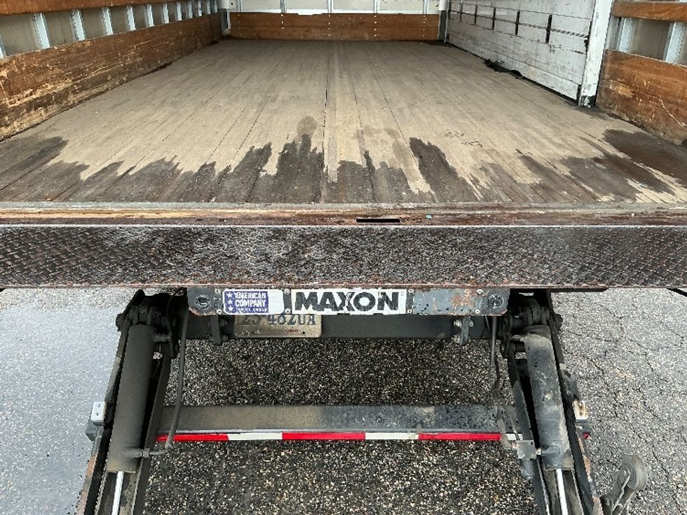 Light Duty Box Truck-Light and Medium Duty Trucks-Isuzu-2019-NPR EFI-Prince George-VA-219,944\n\t\tmiles-$ 17,500 - Image 10