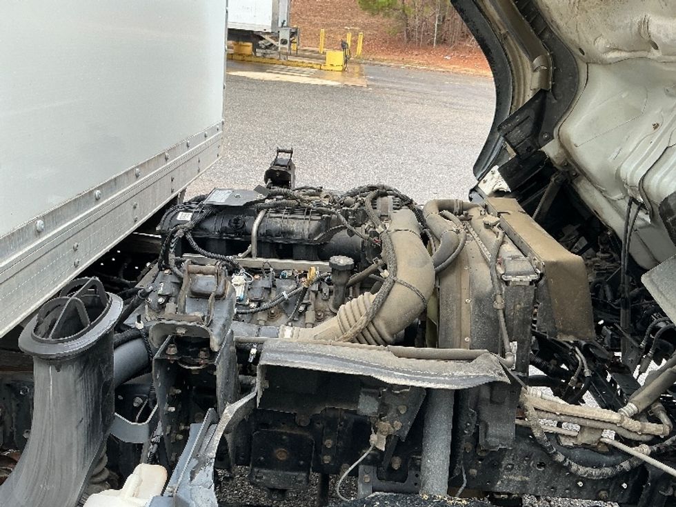 Light Duty Box Truck-Light and Medium Duty Trucks-Isuzu-2019-NPR EFI-Prince George-VA-219,944\n\t\tmiles-$ 17,500 - Image 23