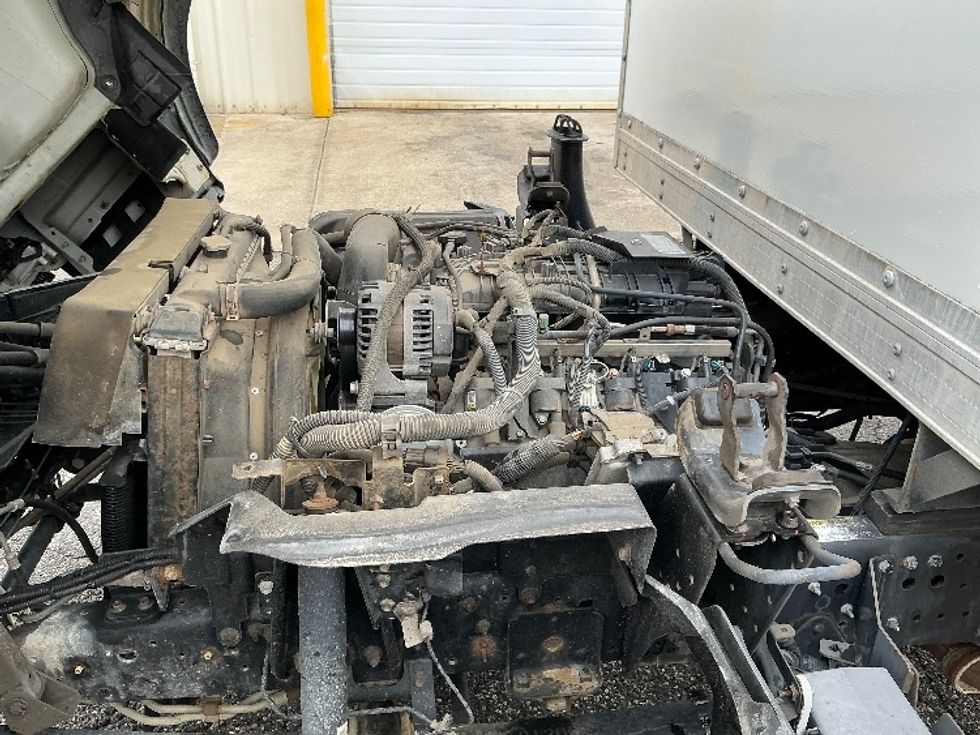 Light Duty Box Truck-Light and Medium Duty Trucks-Isuzu-2019-NPR EFI-Prince George-VA-219,944\n\t\tmiles-$ 17,500 - Image 25