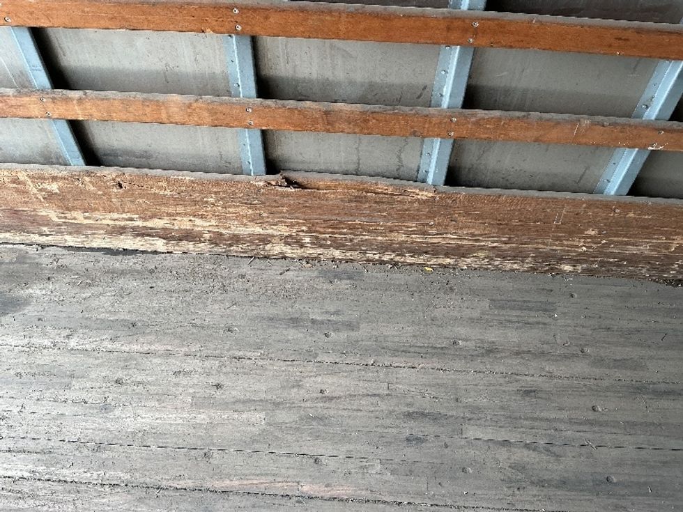 Light Duty Box Truck-Light and Medium Duty Trucks-Isuzu-2019-NPR EFI-Prince George-VA-219,944\n\t\tmiles-$ 17,500 - Image 30