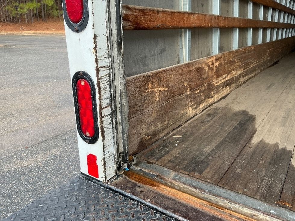 Light Duty Box Truck-Light and Medium Duty Trucks-Isuzu-2019-NPR EFI-Prince George-VA-219,944\n\t\tmiles-$ 17,500 - Image 31