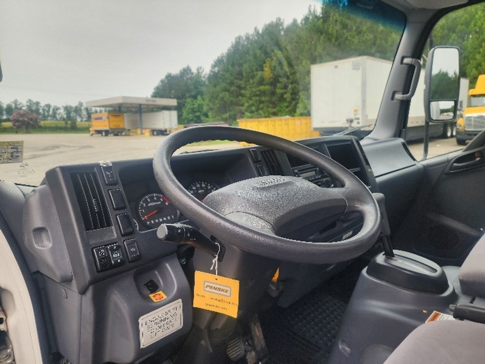 Light Duty Box Truck-Light and Medium Duty Trucks-Isuzu-2019-NPR EFI-Prince George-VA-83,611\n\t\tmiles-$ 39,500 - Image 17