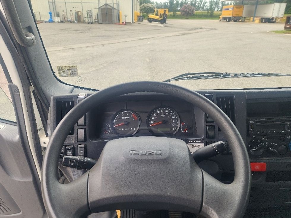 Light Duty Box Truck-Light and Medium Duty Trucks-Isuzu-2019-NPR EFI-Prince George-VA-83,611\n\t\tmiles-$ 39,500 - Image 18