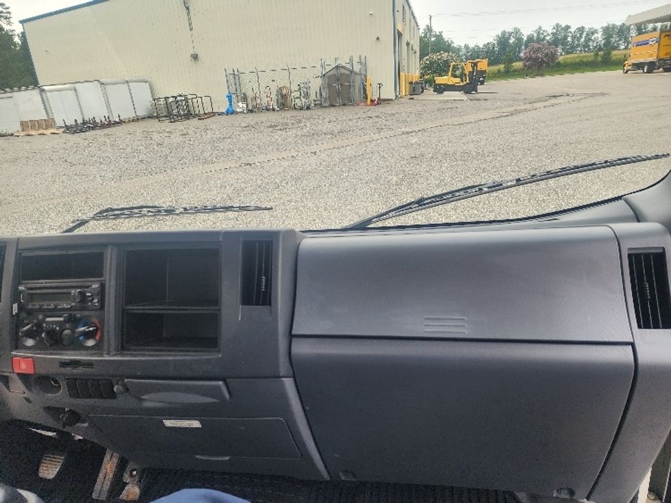 Light Duty Box Truck-Light and Medium Duty Trucks-Isuzu-2019-NPR EFI-Prince George-VA-83,611\n\t\tmiles-$ 39,500 - Image 21