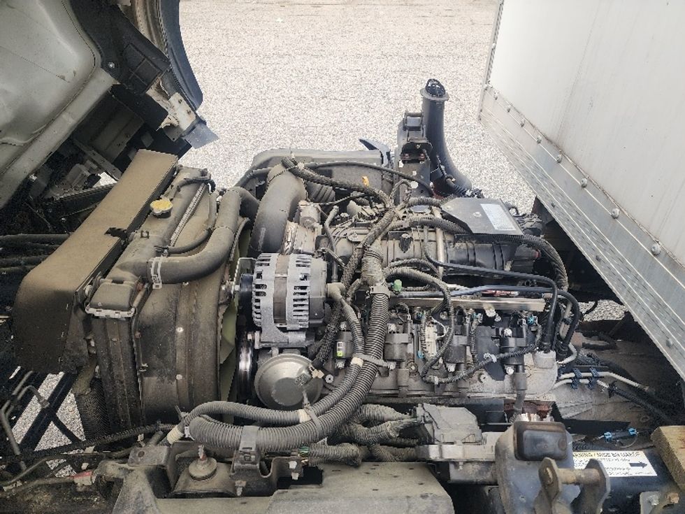 Light Duty Box Truck-Light and Medium Duty Trucks-Isuzu-2019-NPR EFI-Prince George-VA-83,611\n\t\tmiles-$ 39,500 - Image 24