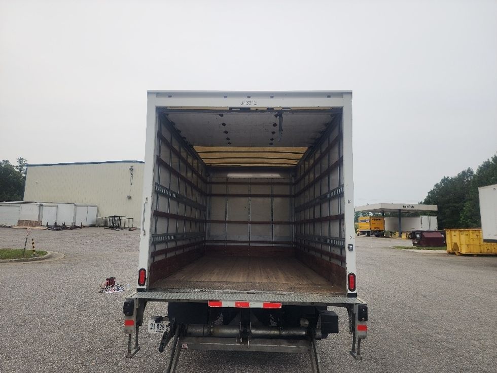 Light Duty Box Truck-Light and Medium Duty Trucks-Isuzu-2019-NPR EFI-Prince George-VA-83,611\n\t\tmiles-$ 39,500 - Image 8