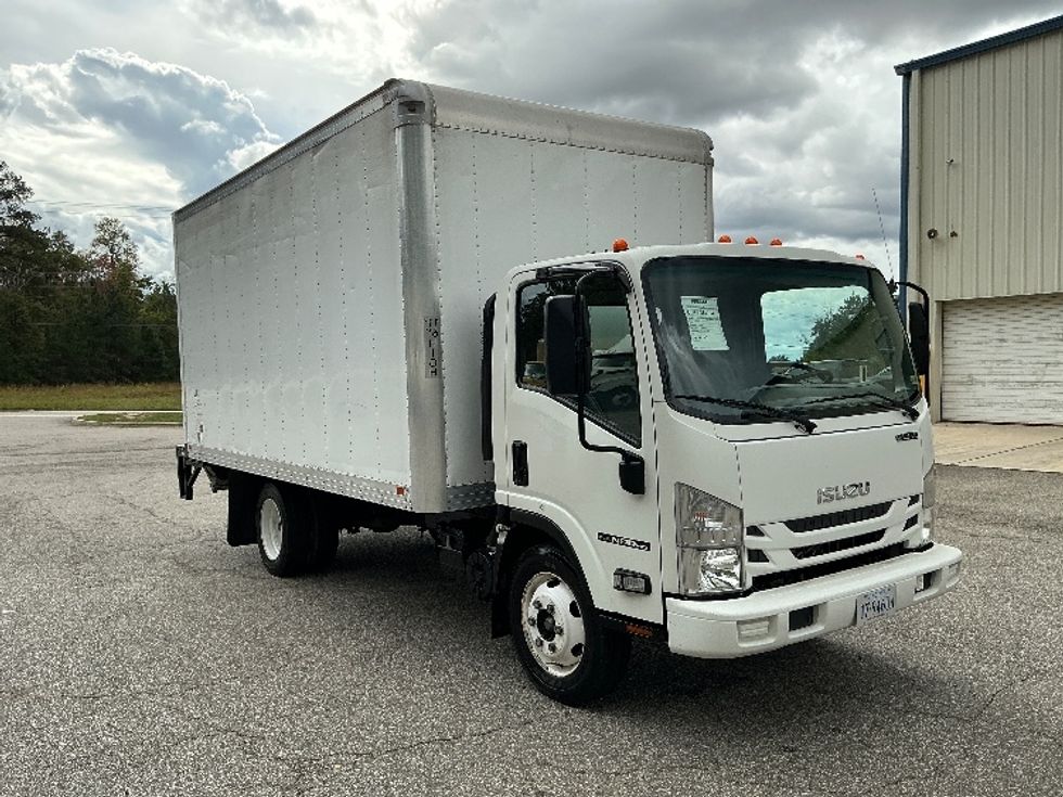 Light Duty Box Truck-Light and Medium Duty Trucks-Isuzu-2019-NPR EFI-Prince George-VA-91,111\n\t\tmiles-$ 38,250 - Image 1