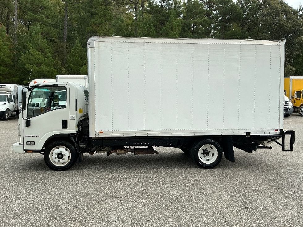 Light Duty Box Truck-Light and Medium Duty Trucks-Isuzu-2019-NPR EFI-Prince George-VA-91,111\n\t\tmiles-$ 38,250 - Image 4