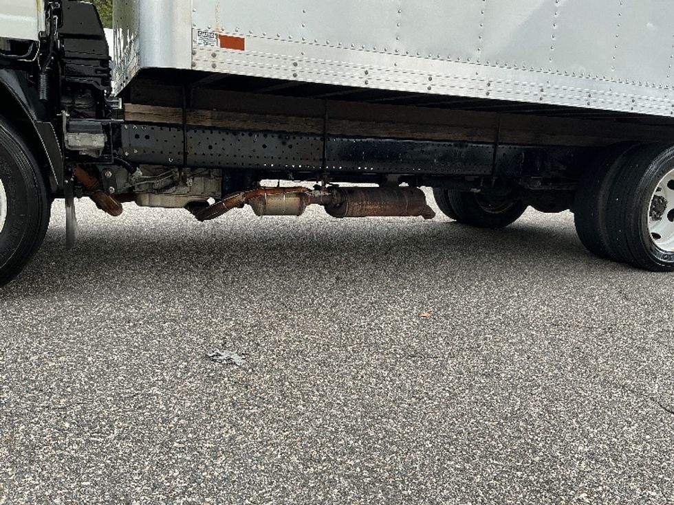 Light Duty Box Truck-Light and Medium Duty Trucks-Isuzu-2019-NPR EFI-Prince George-VA-91,111\n\t\tmiles-$ 38,250 - Image 5