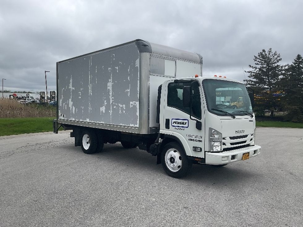 Light Duty Box Truck-Light and Medium Duty Trucks-Isuzu-2019-NPR EFI-Rochester-NY-89,815\n\t\tmiles-$ 35,500 - Image 1