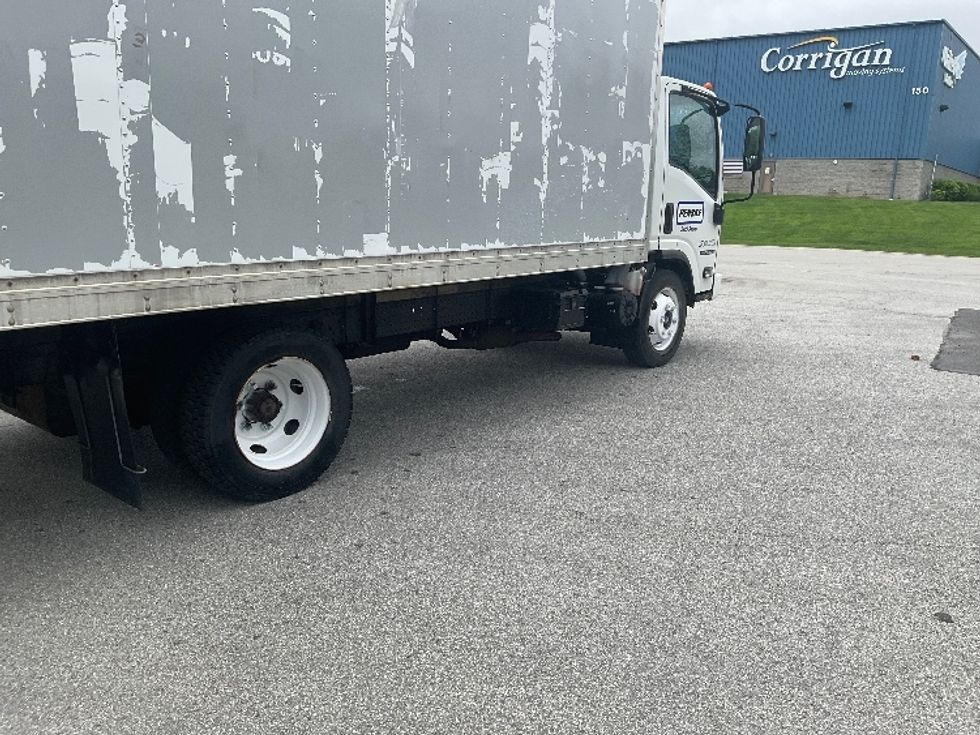 Light Duty Box Truck-Light and Medium Duty Trucks-Isuzu-2019-NPR EFI-Rochester-NY-89,815\n\t\tmiles-$ 35,500 - Image 14