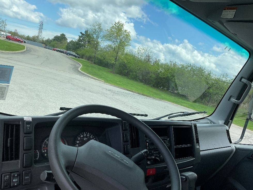 Light Duty Box Truck-Light and Medium Duty Trucks-Isuzu-2019-NPR EFI-Rochester-NY-89,815\n\t\tmiles-$ 35,500 - Image 17