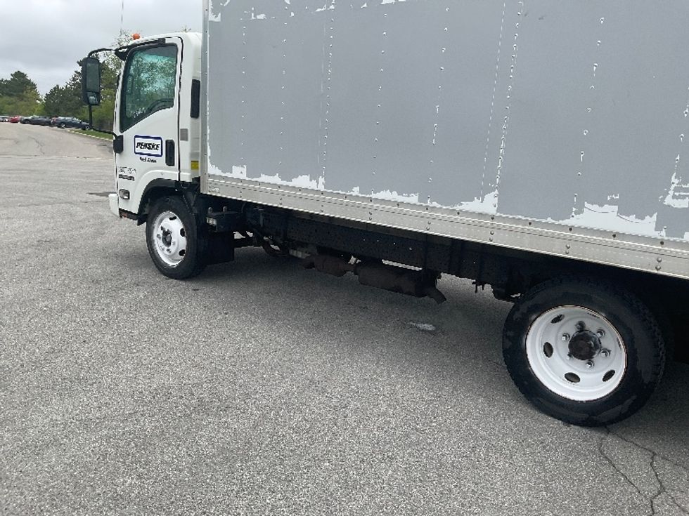 Light Duty Box Truck-Light and Medium Duty Trucks-Isuzu-2019-NPR EFI-Rochester-NY-89,815\n\t\tmiles-$ 35,500 - Image 5