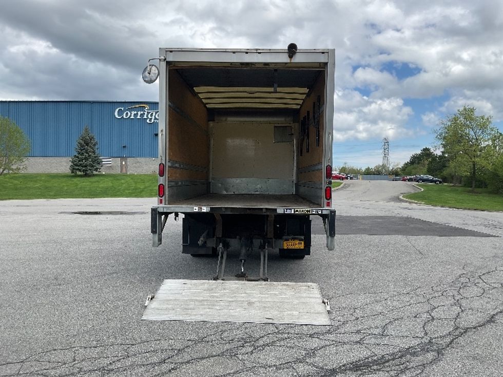 Light Duty Box Truck-Light and Medium Duty Trucks-Isuzu-2019-NPR EFI-Rochester-NY-89,815\n\t\tmiles-$ 35,500 - Image 9