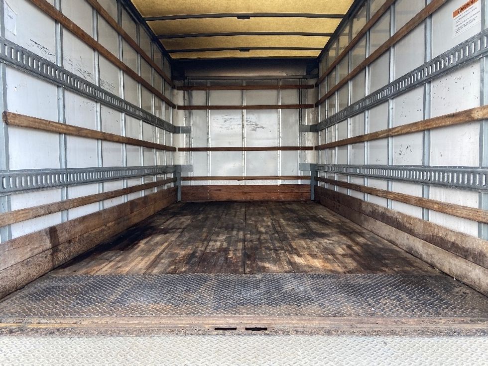 Light Duty Box Truck-Light and Medium Duty Trucks-Isuzu-2019-NPR EFI-San Antonio-TX-103,772\n\t\tmiles-$ 37,000 - Image 10